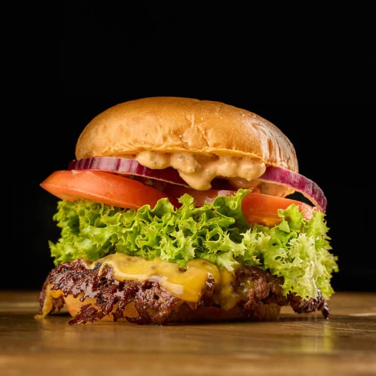 Circo Smash - hamburguesa smash con cheddar, lechuga, tomate y salsa Circo